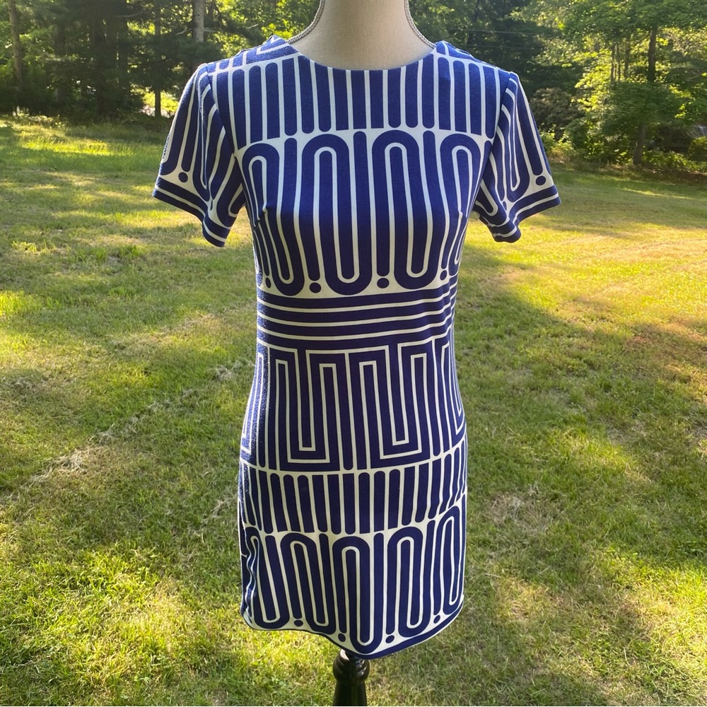 TRINA TURK DRESS MINI BLUE WHITE PRINT SHORT SLEEVE SIZE XS